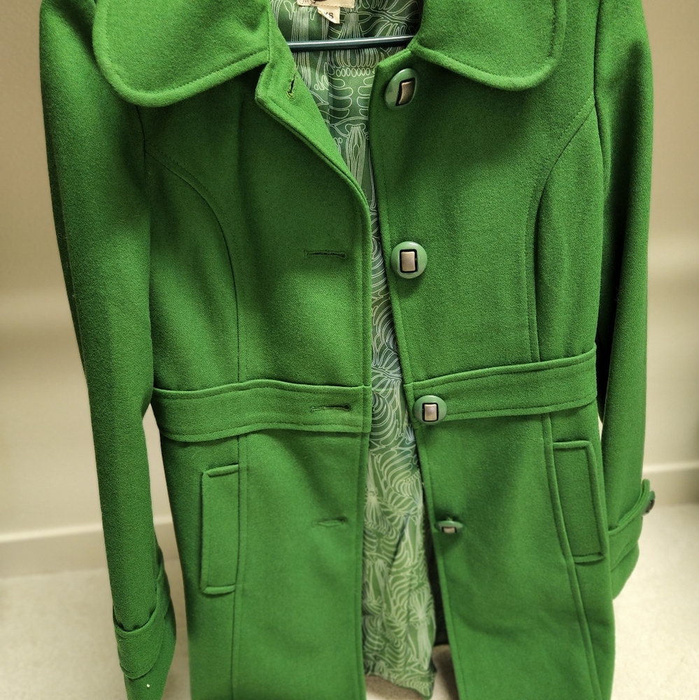 On-trend vintage trench